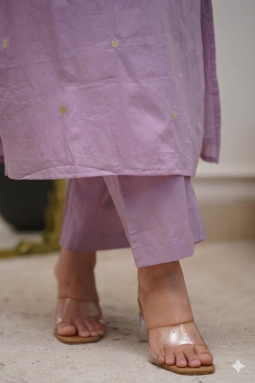 Women's Lavender Embroidered Kurta Pant Set with Dupatta
