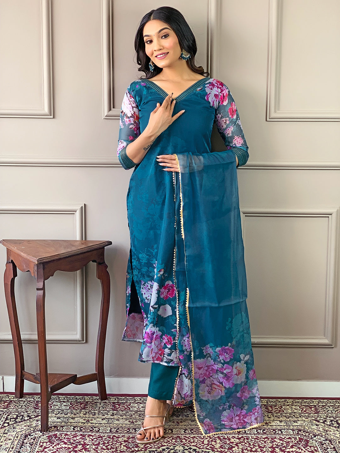 GoSriKi Women's Cotton Blend Printed Kurta Set with Dupatta