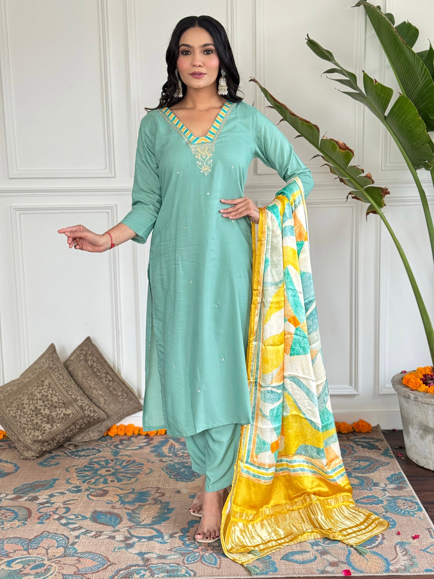 Women's Embroidered Straight kurta With Pant And Jacquard Printed Dupatta Set