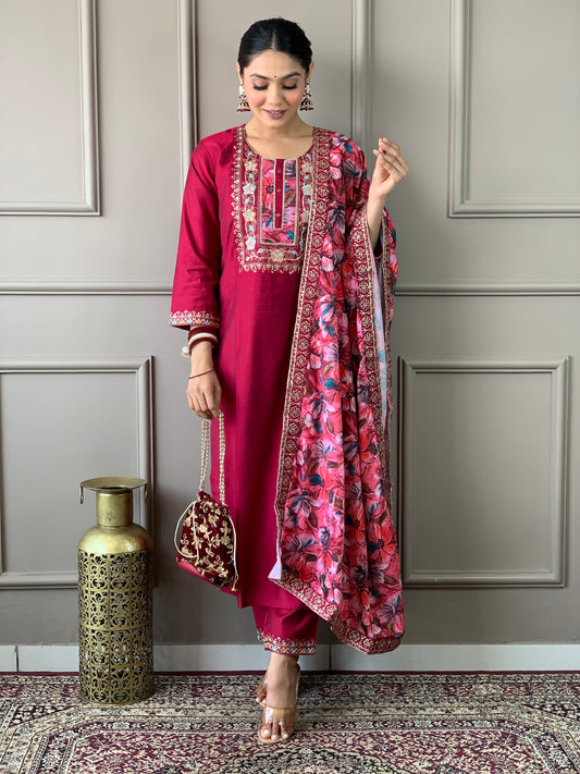 Women's Classy Pink Ethnic Design Kurta with Trousers & Dupatta