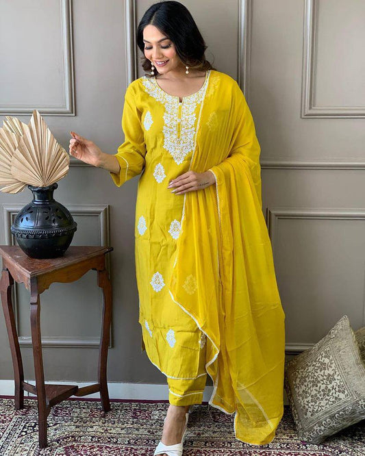 Women Embroidered Pure Viscose Chanderi Kurta Set in Yellow