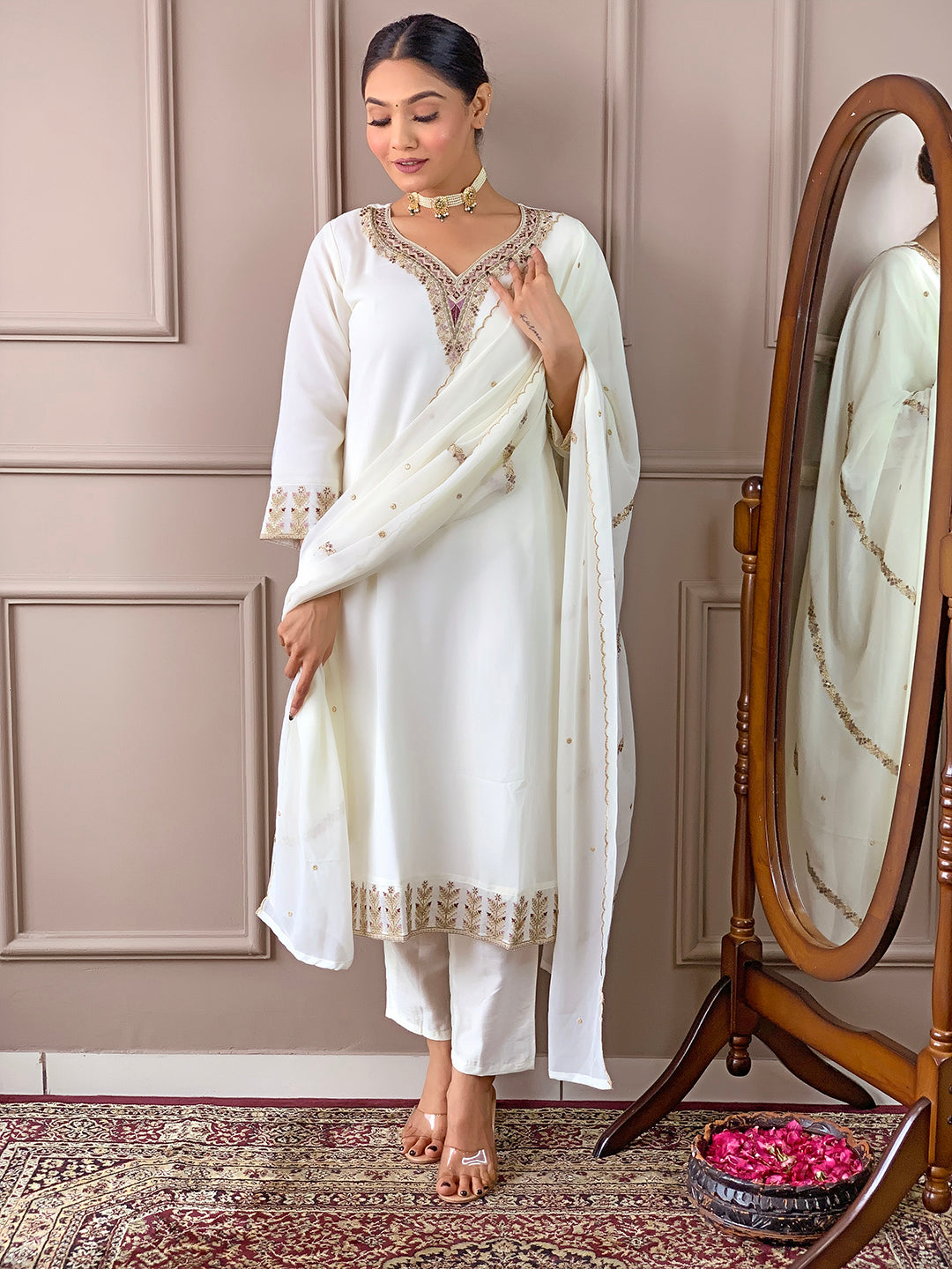 Women Embellished & Embroidered Straight Kurta with Dupatta