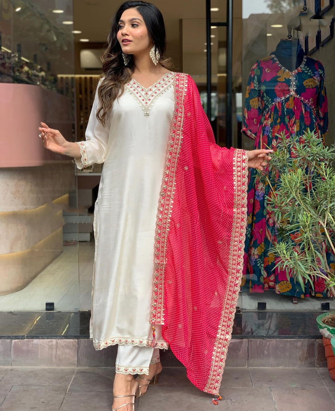 Women Embroidered Chanderi Silk Straight Kurta With Bottom & Dupatta Set
