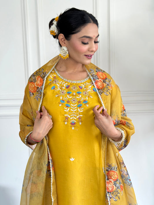 Beautiful Yellow Embroidered Kurti Set for Women