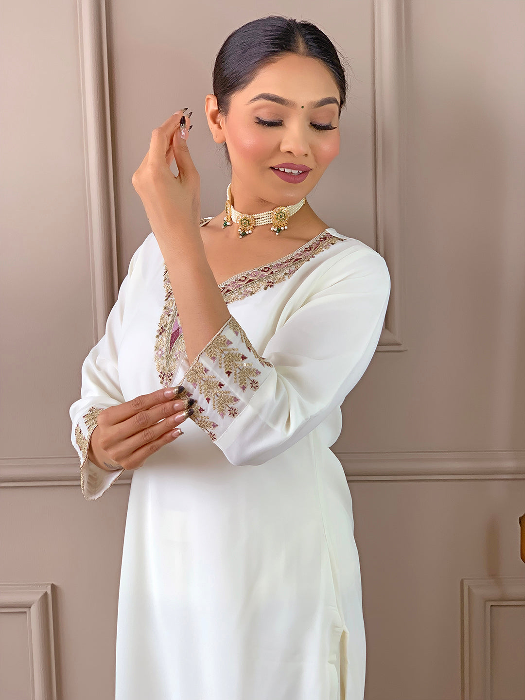 Women Embellished & Embroidered Straight Kurta with Dupatta