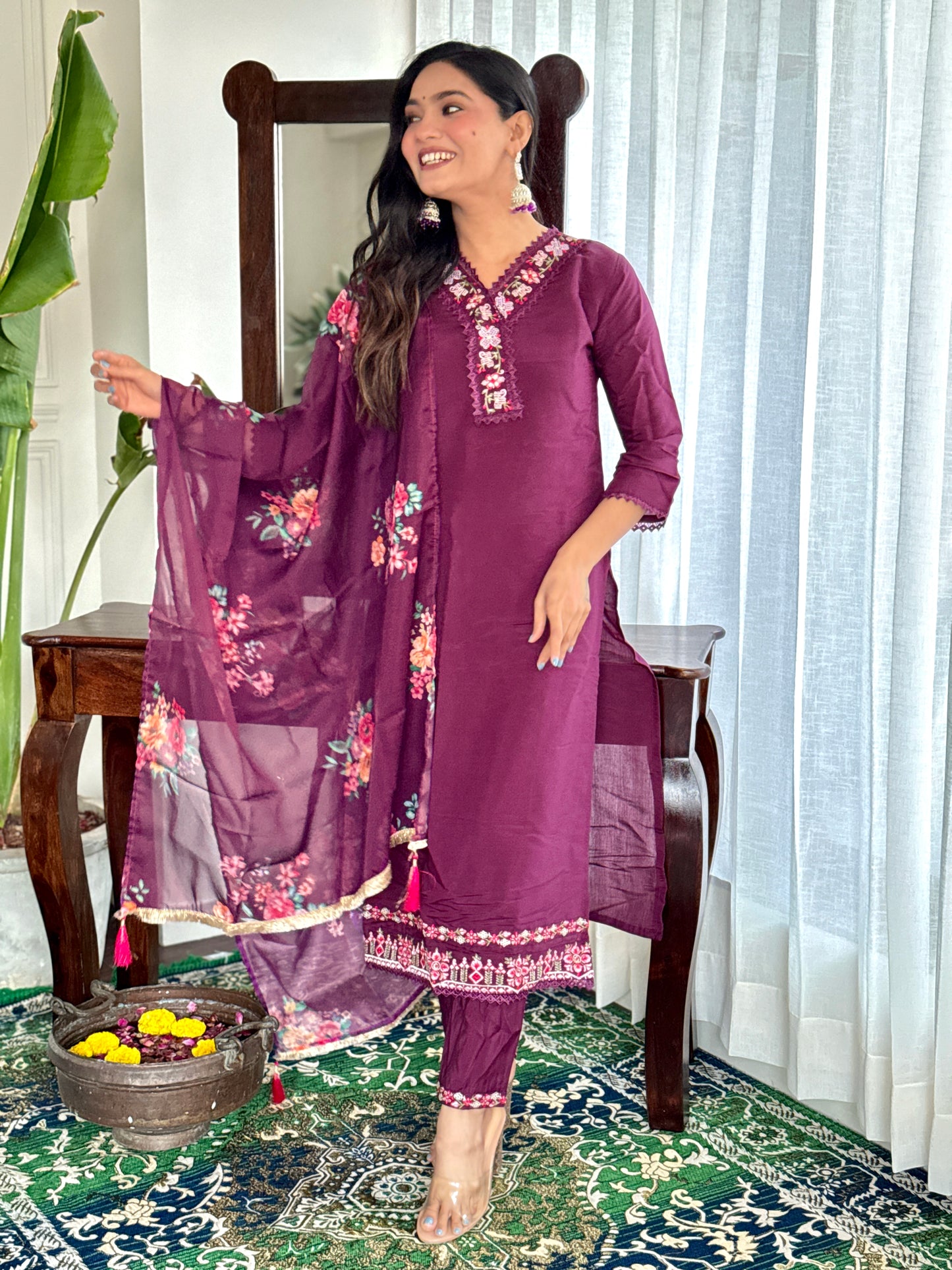 Women's Embroidery Straight Kurta Set With Printed Dupatta